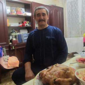 Тахир, 66 лет, Нижнекамск