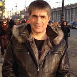 Виталий, 56 лет, Санкт-Петербург