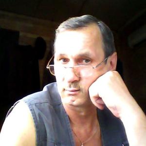Парни в Рузаевке (Мордовия): Николай, 65 - ищет девушку из Рузаевки (Мордовия)