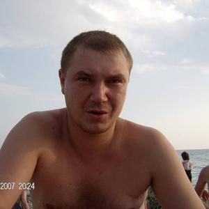 Игорь, 47 лет, Озерск