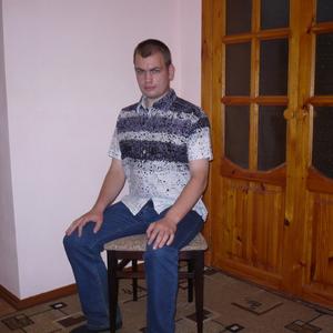 Игорь, 38 лет, Омский