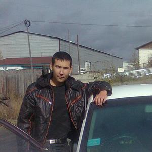 Парни в Якутске: РАУШАН, 33 - ищет девушку из Якутска