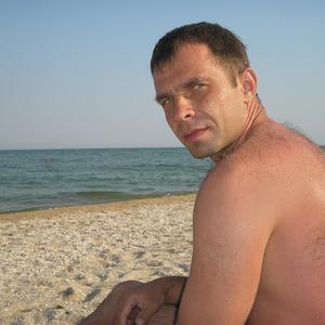 Олег, 46 лет, Сходня