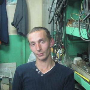 Виктор, 37 лет, Приморский